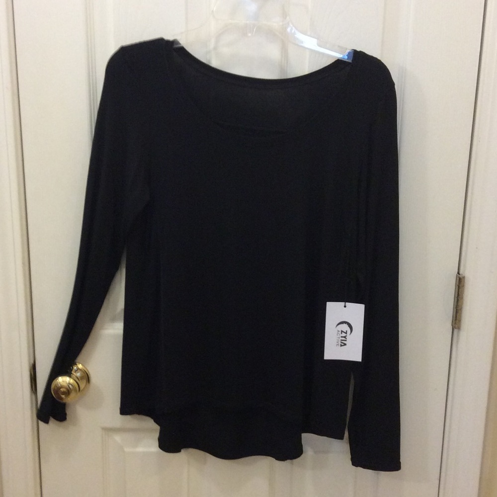 ZYIA Active heavenly tee NWT.